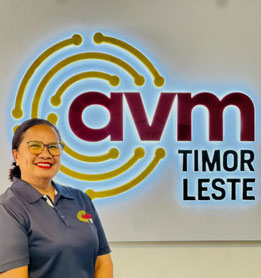Mrs. Amalia Araújo 